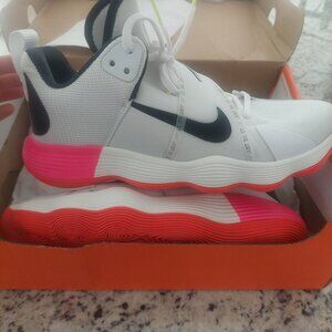 Womens nike shoes